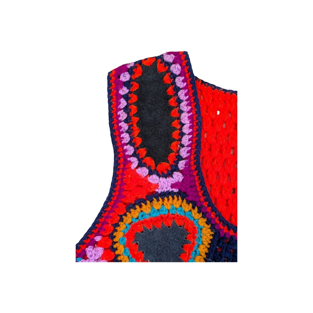 Vintage 70s Dayne Taylor Crochet Granny Square Tank Top Suede Patches Boho L - Picture 3 of 8